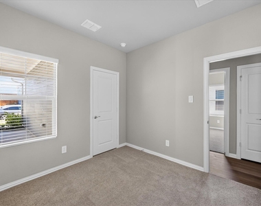 3520 Bridgeport Drive - Photo Thumbnail 15