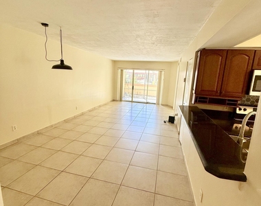968 Coral Club Drive - Photo Thumbnail 1