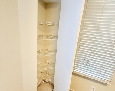 968 Coral Club Drive - Photo Thumbnail 3