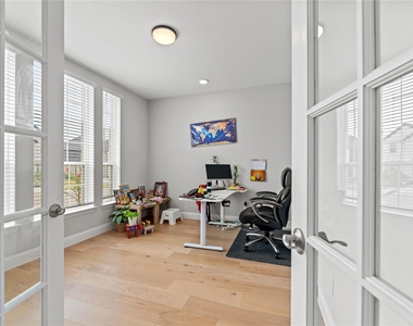 10609 Grayhead Drive - Photo Thumbnail 2