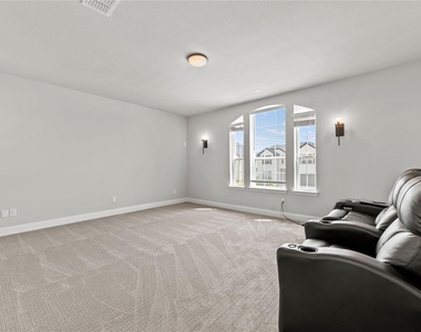 10609 Grayhead Drive - Photo Thumbnail 21