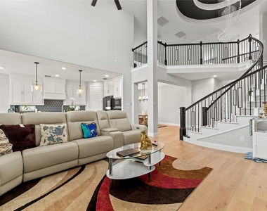 10609 Grayhead Drive - Photo Thumbnail 7