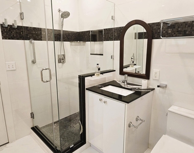 122 Peruvian Avenue - Photo Thumbnail 9