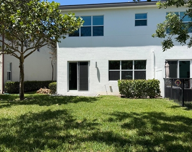 9028 Kingsmoor Way - Photo Thumbnail 19