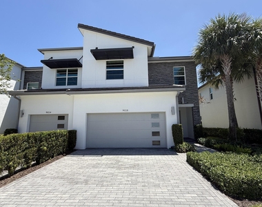 9028 Kingsmoor Way - Photo Thumbnail 1