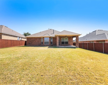 414 Dartmoor Drive - Photo Thumbnail 27