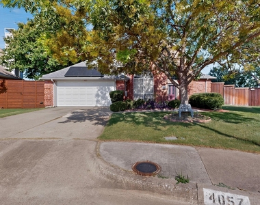 4057 Bramley Way - Photo Thumbnail 3