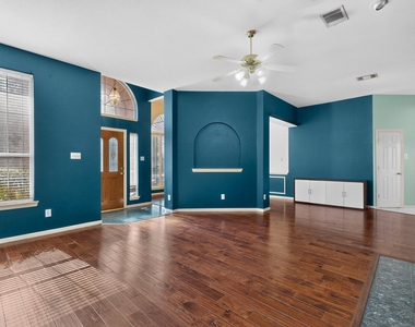 4057 Bramley Way - Photo Thumbnail 7