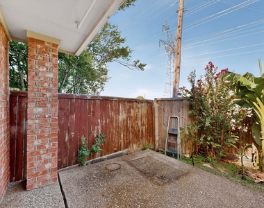 4057 Bramley Way - Photo Thumbnail 35