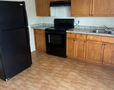 4766 Gulfstream Road - Photo Thumbnail 2