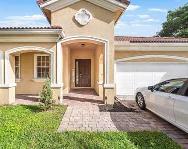 4766 Gulfstream Road - Photo Thumbnail 13
