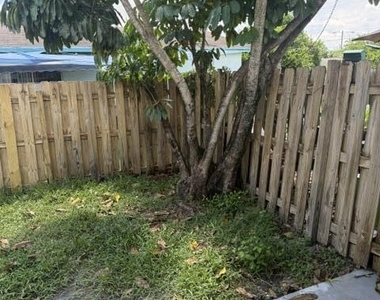4766 Gulfstream Road - Photo Thumbnail 9