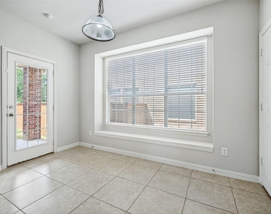 1148 Dayton Drive - Photo Thumbnail 10