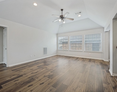 1148 Dayton Drive - Photo Thumbnail 16