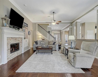 708 Hackberry Ridge Drive - Photo Thumbnail 3