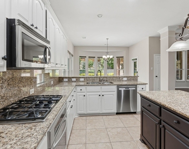 708 Hackberry Ridge Drive - Photo Thumbnail 13