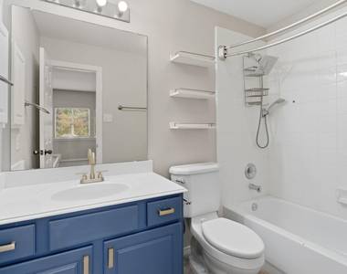 708 Hackberry Ridge Drive - Photo Thumbnail 33