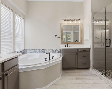 708 Hackberry Ridge Drive - Photo Thumbnail 19