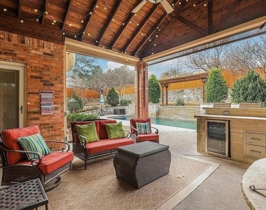 708 Hackberry Ridge Drive - Photo Thumbnail 6