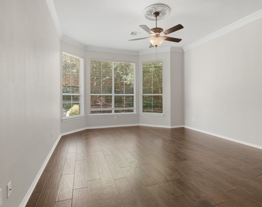 708 Hackberry Ridge Drive - Photo Thumbnail 16