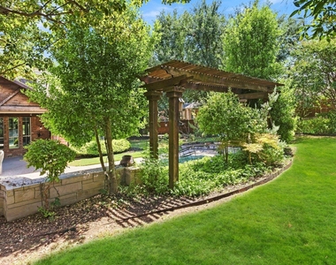 708 Hackberry Ridge Drive - Photo Thumbnail 37