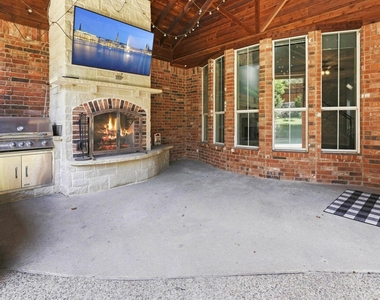 708 Hackberry Ridge Drive - Photo Thumbnail 35