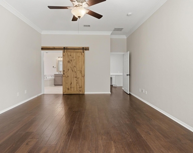 708 Hackberry Ridge Drive - Photo Thumbnail 17