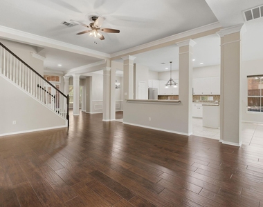 708 Hackberry Ridge Drive - Photo Thumbnail 11