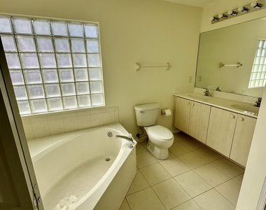 5780 Azalea Circle - Photo Thumbnail 6