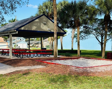 5780 Azalea Circle - Photo Thumbnail 11