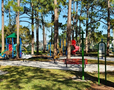 5780 Azalea Circle - Photo Thumbnail 14