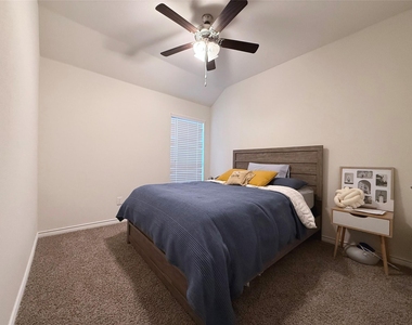 11008 Summer Rain Boulevard - Photo Thumbnail 20