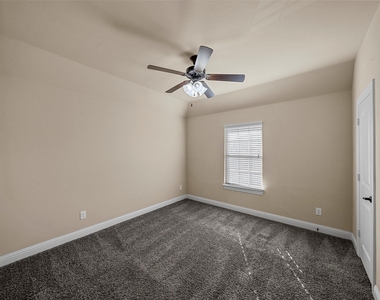 10412 Fort Davis Place - Photo Thumbnail 14