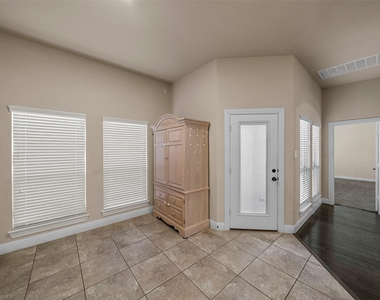 10412 Fort Davis Place - Photo Thumbnail 15