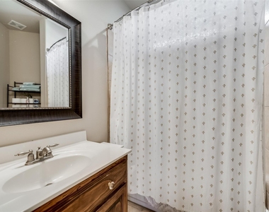 945 Pheasant Drive - Photo Thumbnail 21