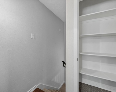 5626 Preston Oaks Road - Photo Thumbnail 11