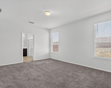 8613 Wildwest Drive - Photo Thumbnail 13