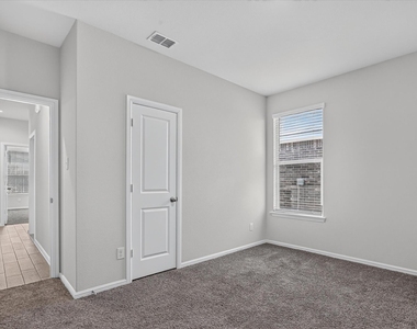 8613 Wildwest Drive - Photo Thumbnail 18
