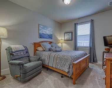 64 Kramer Lane - Photo Thumbnail 8