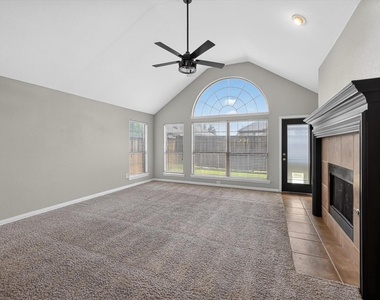 2416 Greenbrook Drive - Photo Thumbnail 7