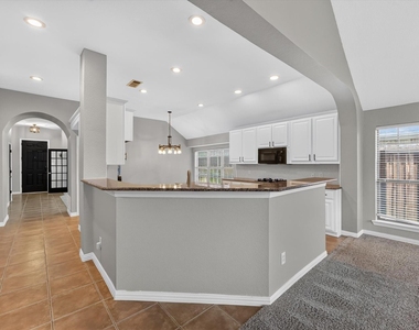 2416 Greenbrook Drive - Photo Thumbnail 10