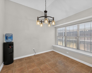 2416 Greenbrook Drive - Photo Thumbnail 5
