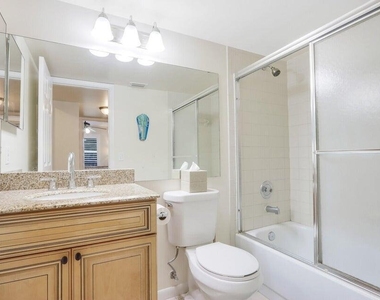 1601 Sabal Ridge Circle - Photo Thumbnail 10
