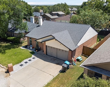 1200 Nicole Way - Photo Thumbnail 2