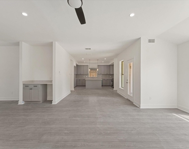 3792 Wenatche Drive - Photo Thumbnail 5