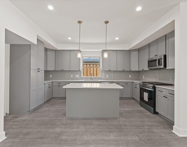 3792 Wenatche Drive - Photo Thumbnail 7