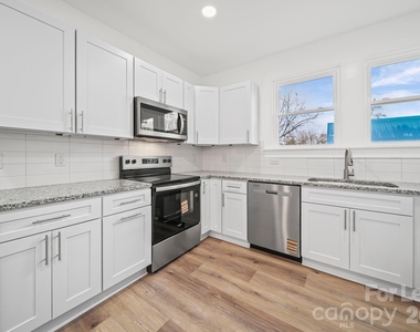1703 Lowder Street - Photo Thumbnail 15