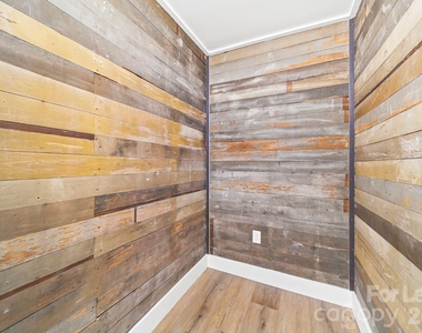 1703 Lowder Street - Photo Thumbnail 5