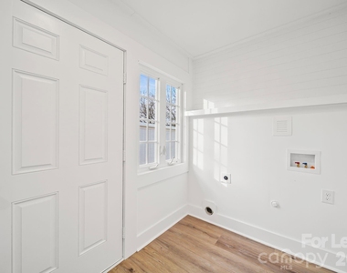 1703 Lowder Street - Photo Thumbnail 6