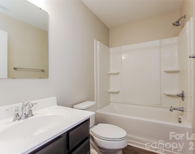 1639 Hooper Court - Photo Thumbnail 13